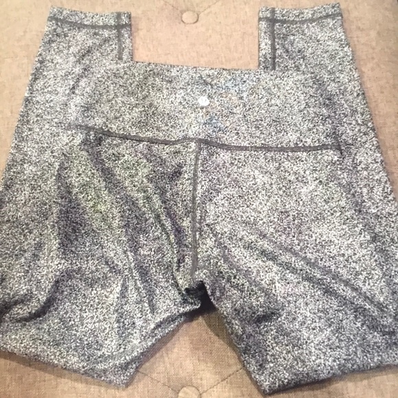 Lululemon Luxtreme Capris-High Rise - Picture 2 of 6